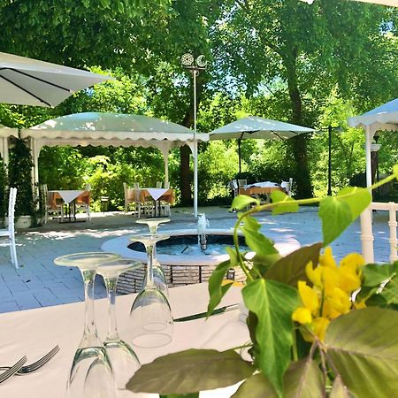 Hotel La Ginestra Acqualagna Eksteriør bilde